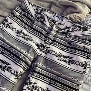 White and Black Jeans